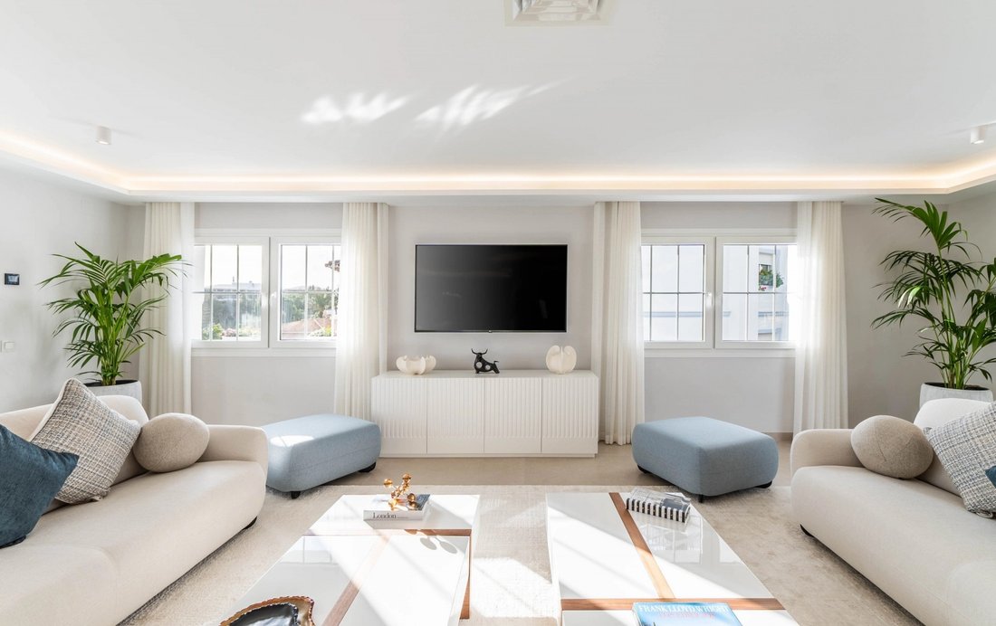 Penthouse in Nueva Andalucia, Marbella, Spain 5 - 18485403