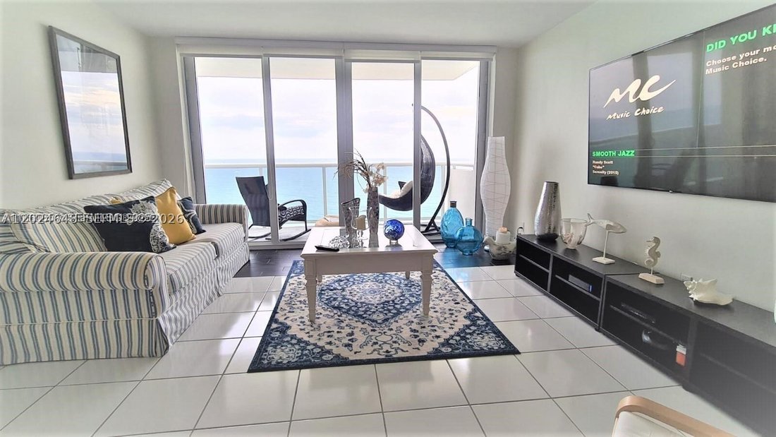 Condo in Hallandale Beach, Florida, United States 5 - 18029232