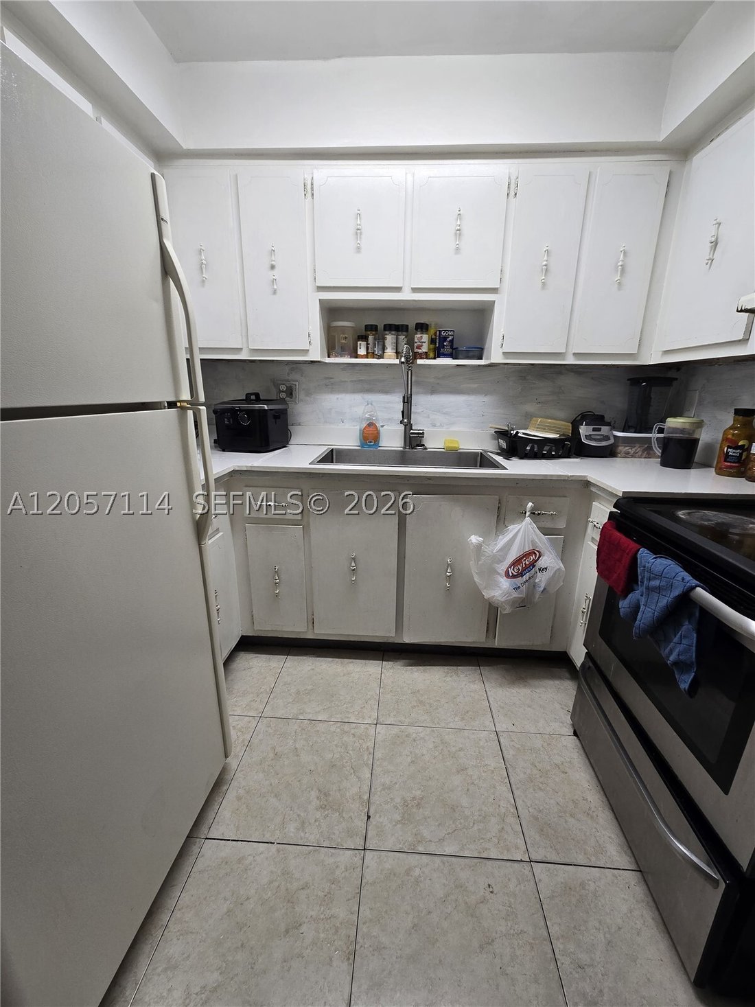 Coral Springs, Florida, United States 4 - 18483185