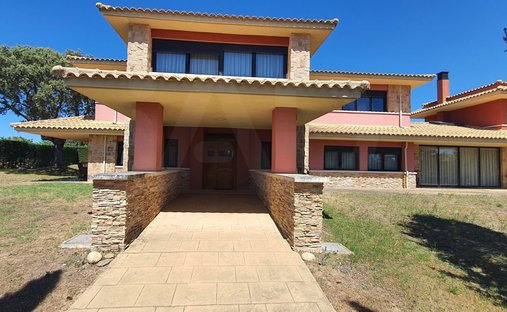 Townhouse in Carrascal de Barregas, Castile and Leon, Spain 1