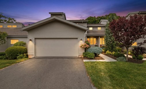Condo in Avon, Connecticut, United States 1