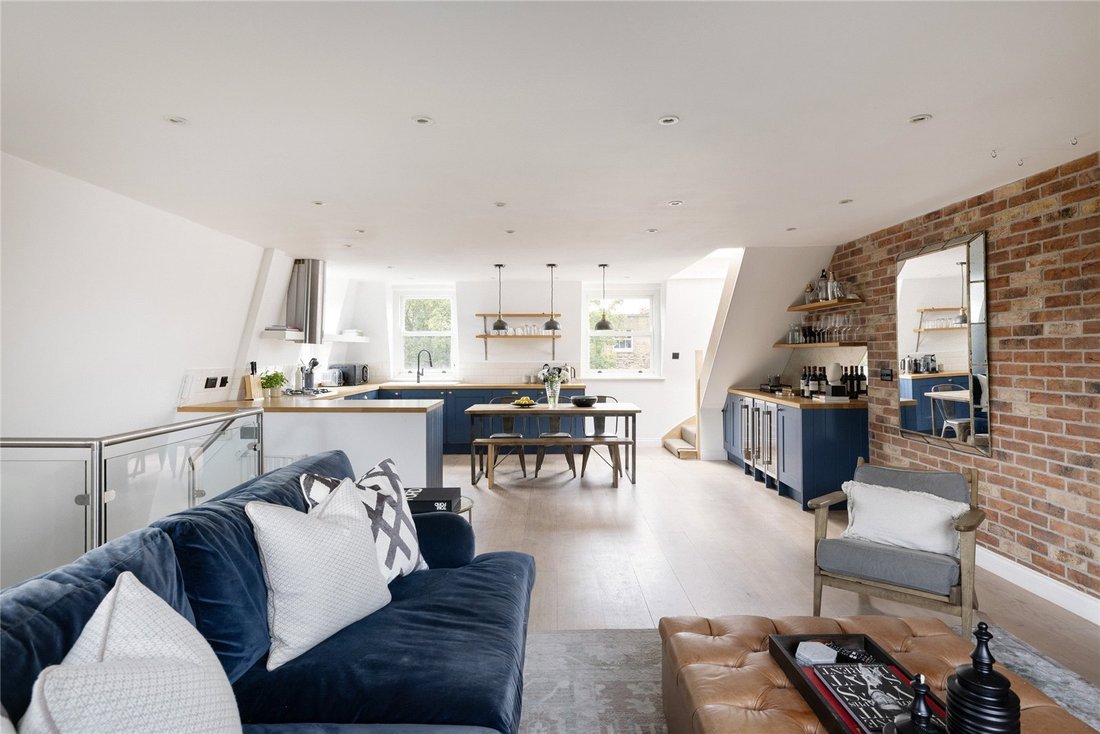 Apartment in Ladbroke Grove, Kensington And Chelsea, England 1 - 18483445