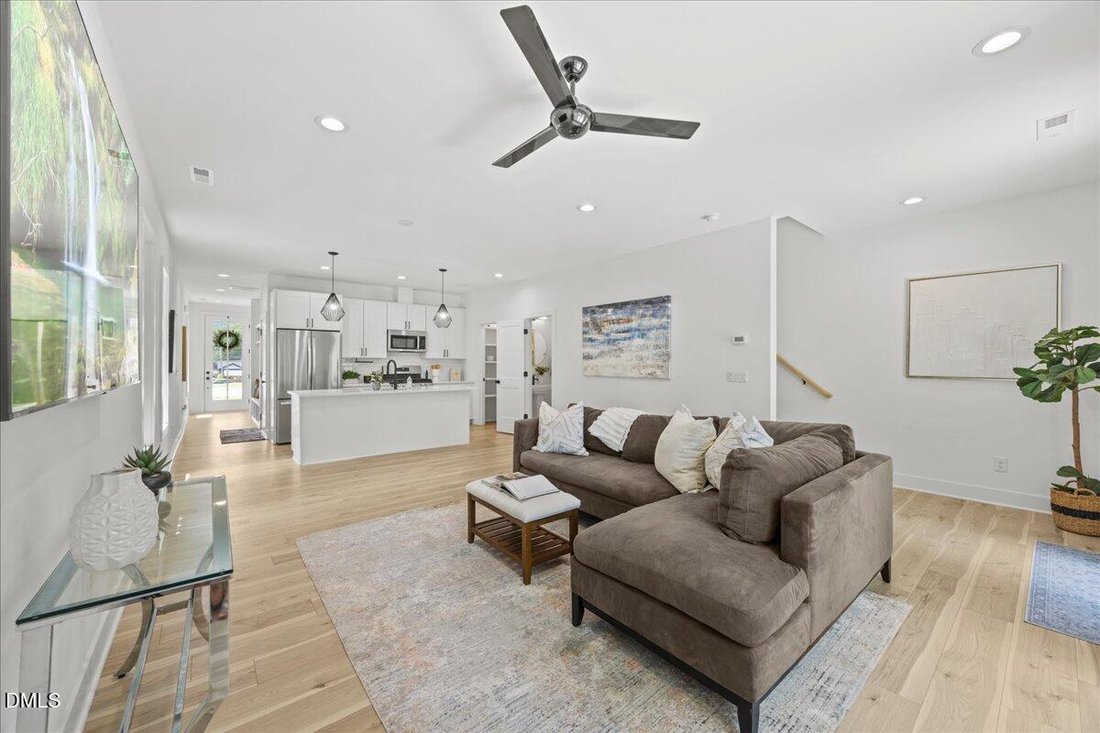 Townhouse in Raleigh, North Carolina, United States 4 - 18485898