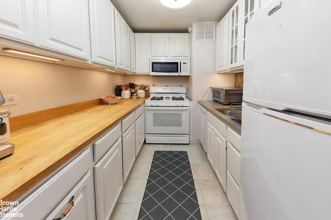 Co Op in New York, New York, United States 4 - 18485920