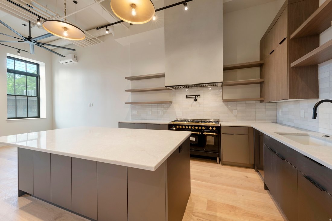 Townhouse in Salt Lake City, Utah, United States 4 - 18484975