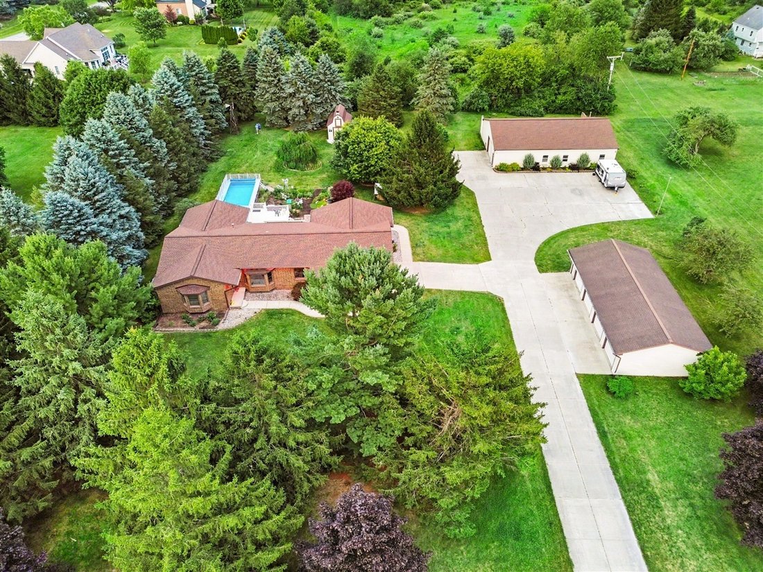 House in Saline, Michigan, United States 1 - 18482987