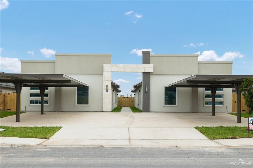 Pharr, Texas, United States 1 - 18485382