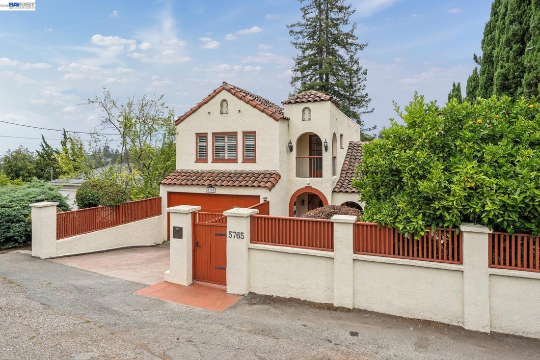 House in Oakland, California, United States 3 - 18483130