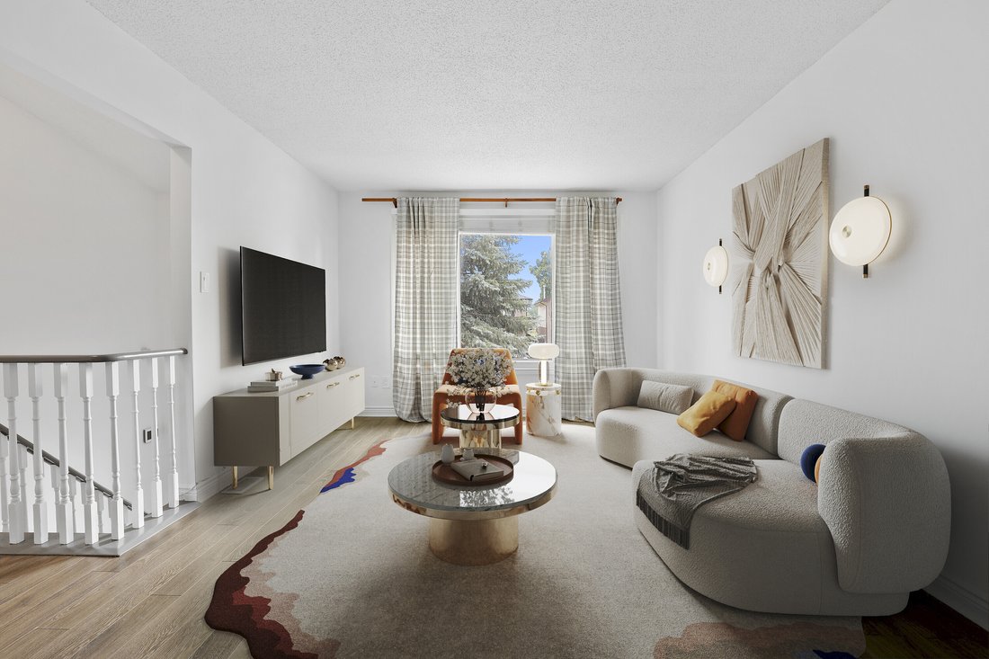 House in Clarington, Ontario, Canada 2 - 18484859