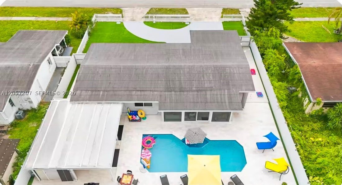 House in Miami, Florida, United States 5 - 18485452