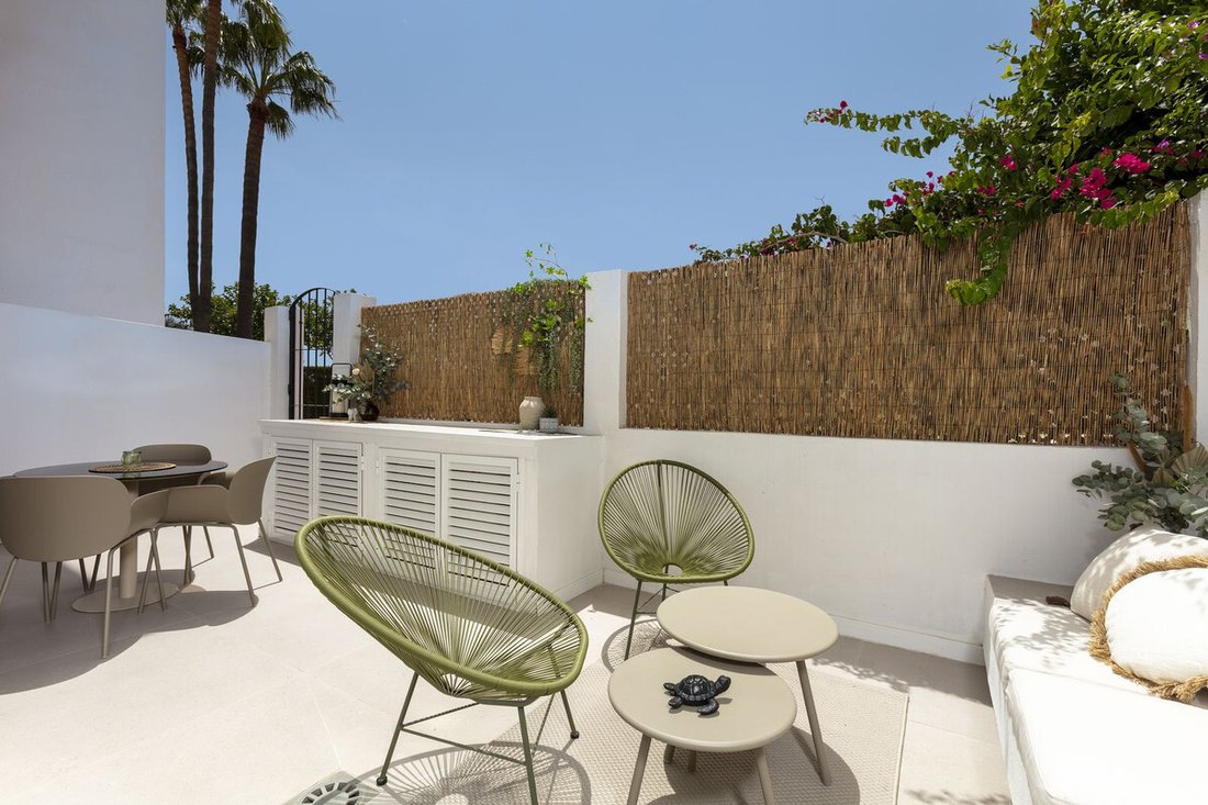 Apartment in San Pedro de Alcantara, Andalusia, Spain 5 - 18484270