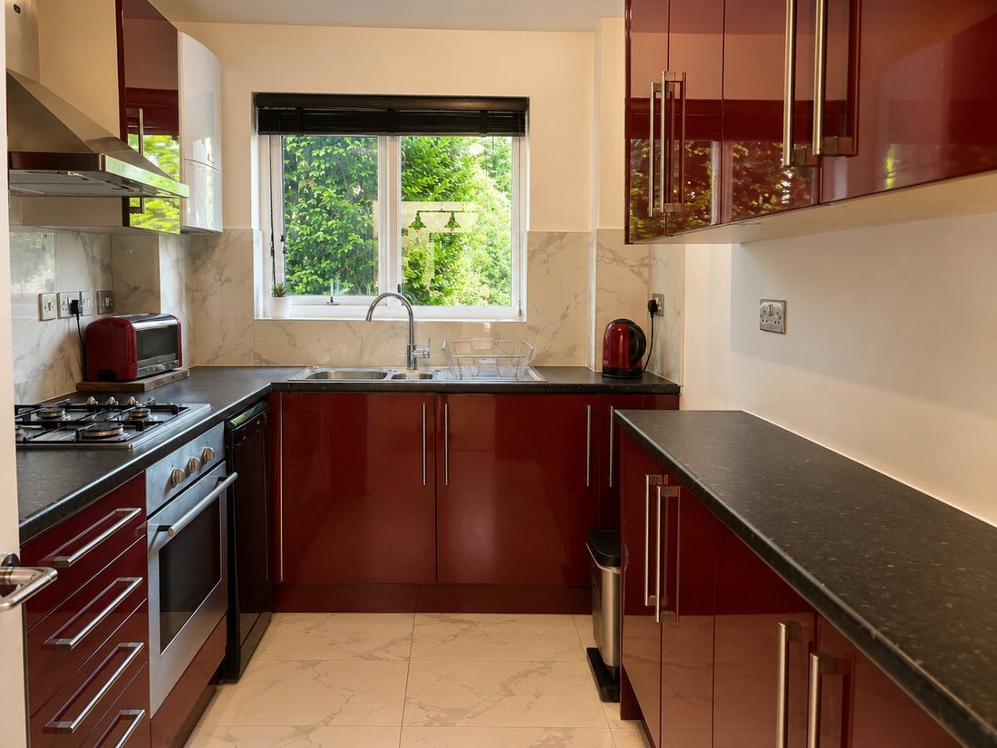 Apartment in Ealing (London Borough of Ealing), Ealing, England 3 - 18486656