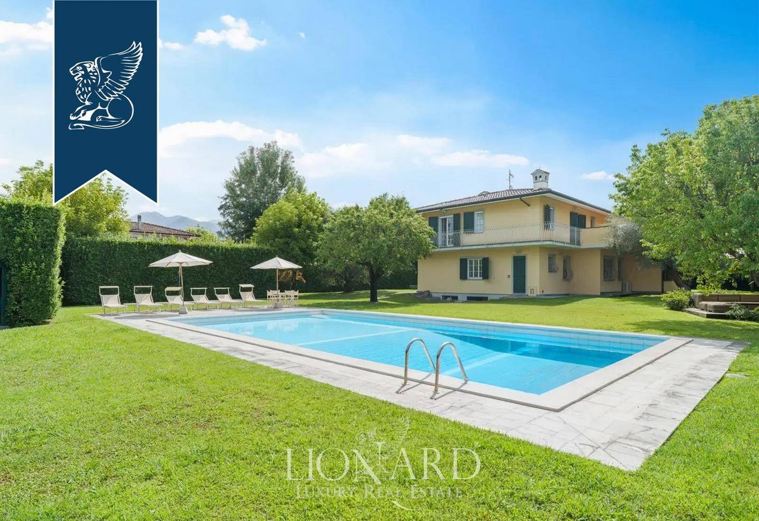 Villa in Caranna-Vaiana, Forte dei Marmi, Tuscany 2 - 18486936