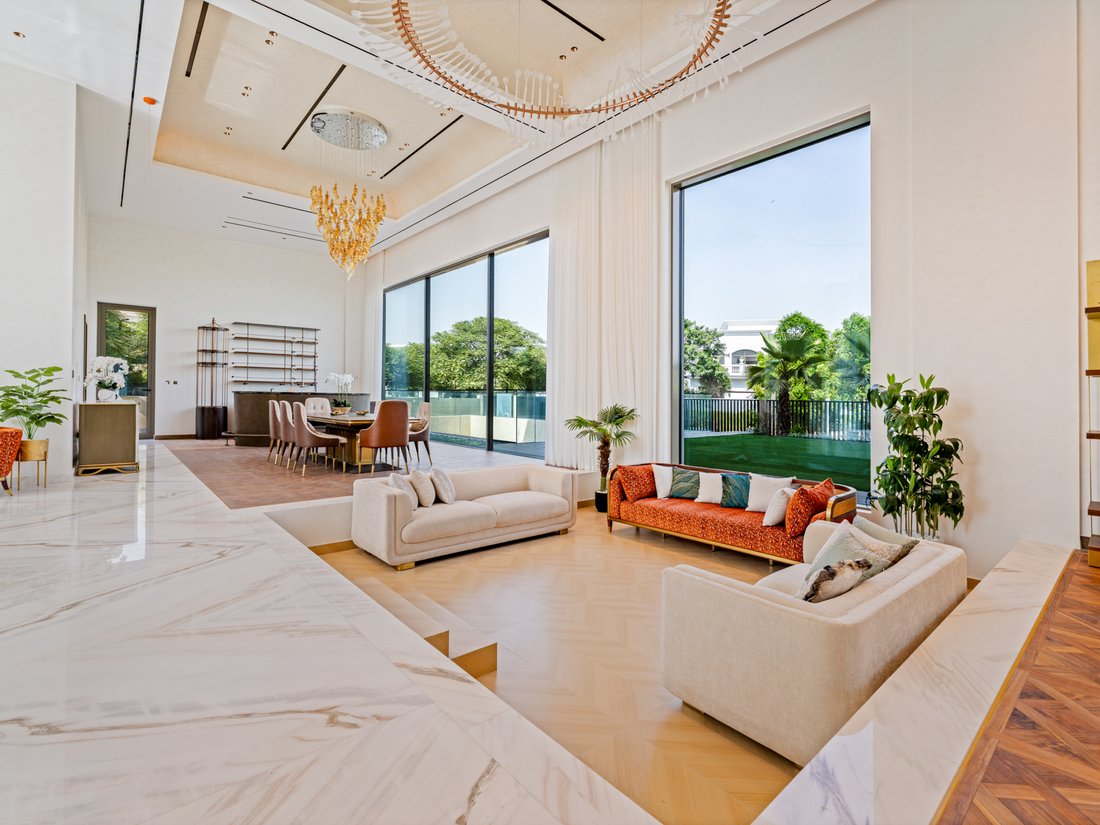 Villa in Jumeirah Golf Estates, Dubai, United Arab Emirates 2 - 18483604