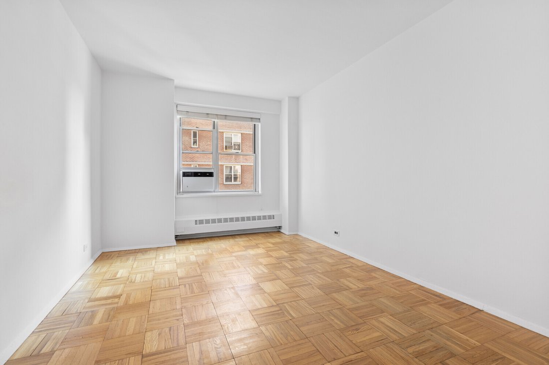 Co Op in New York, New York, United States 4 - 16833332