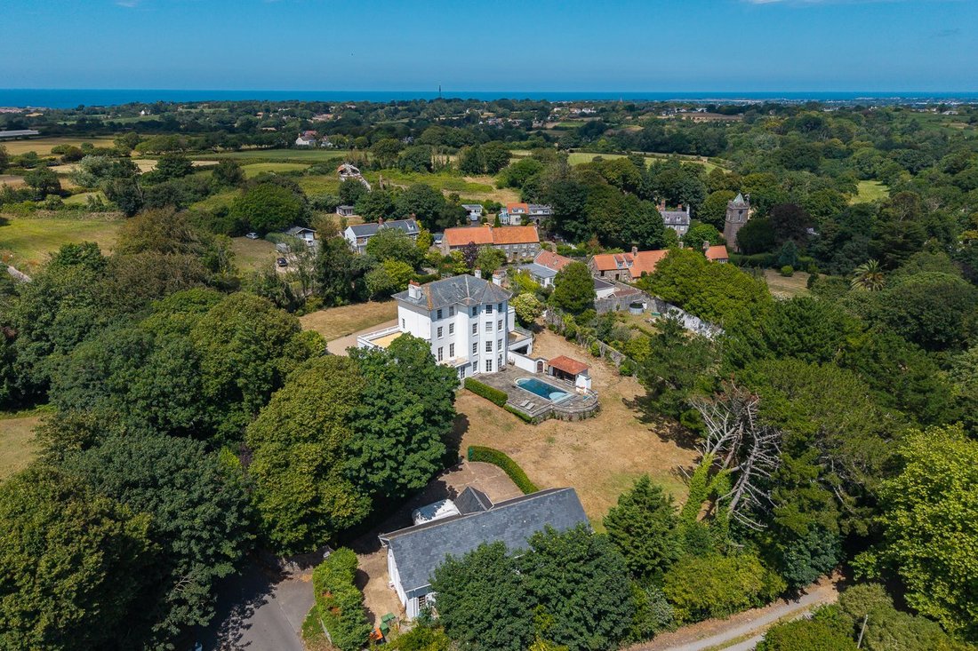 House in Guernsey, Guernsey 2 - 16510654