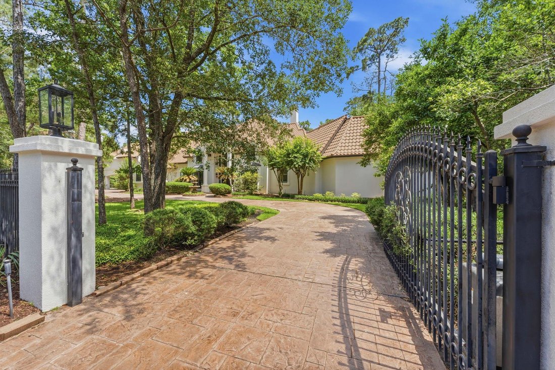 House in The Woodlands, Texas, United States 4 - 18483757
