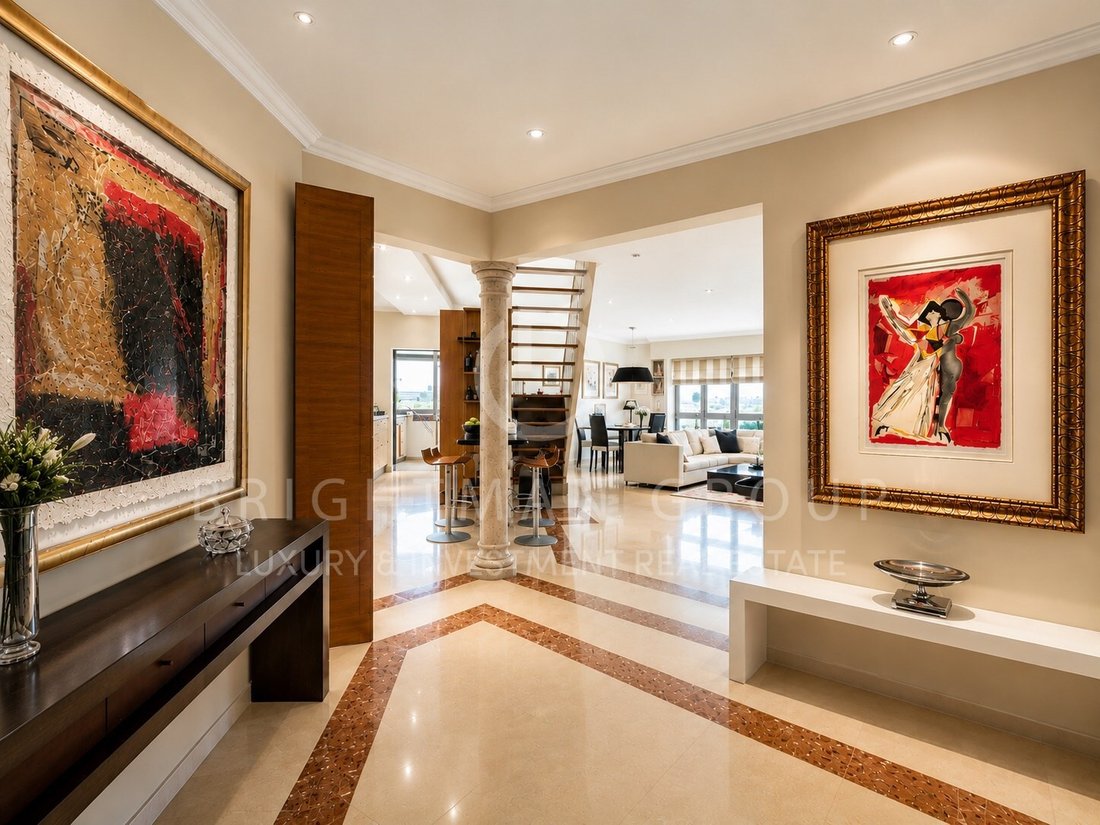 Apartment in Carcavelos e Parede, Lisbon, Portugal 2 - 18486923