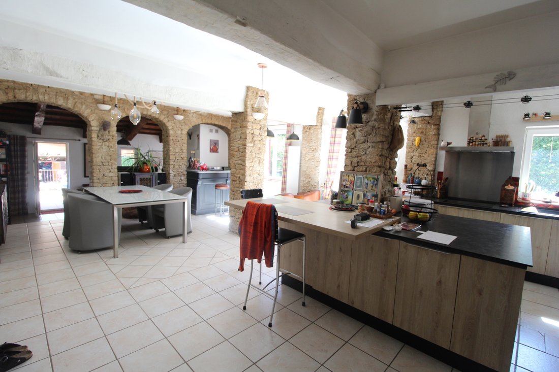 House in Apt, Provence-Alpes-Côte d'Azur, France 4 - 18483607