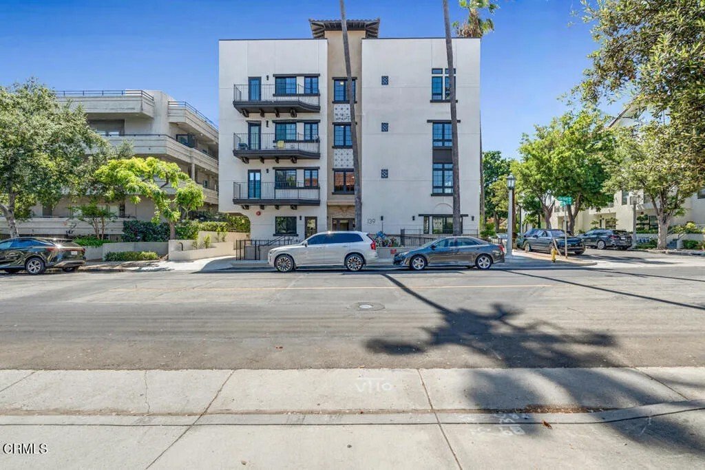 Condo in Altadena, California, United States 3 - 17975481