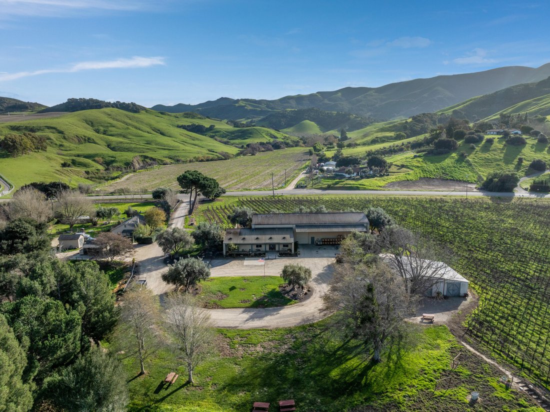 Farm Ranch in Buellton, California, United States 3 - 18485058