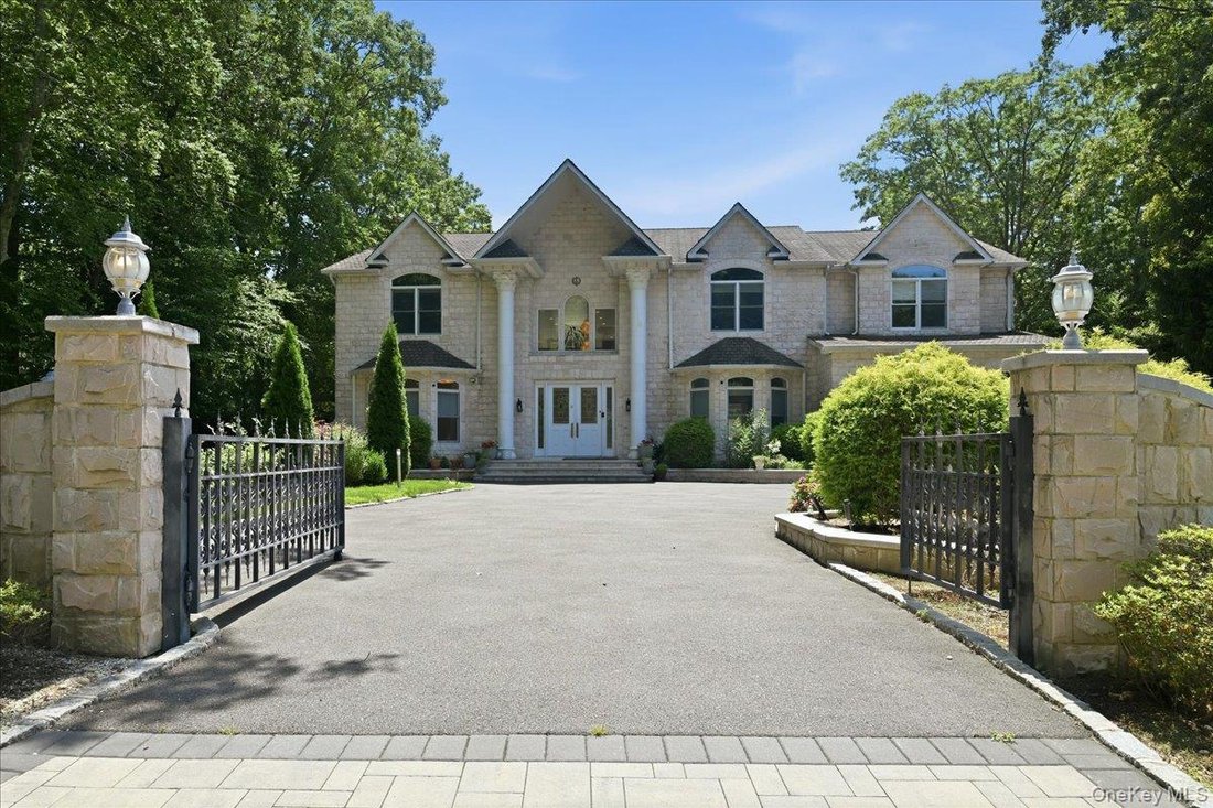 House in Woodbury, New York, United States 1 - 18483085