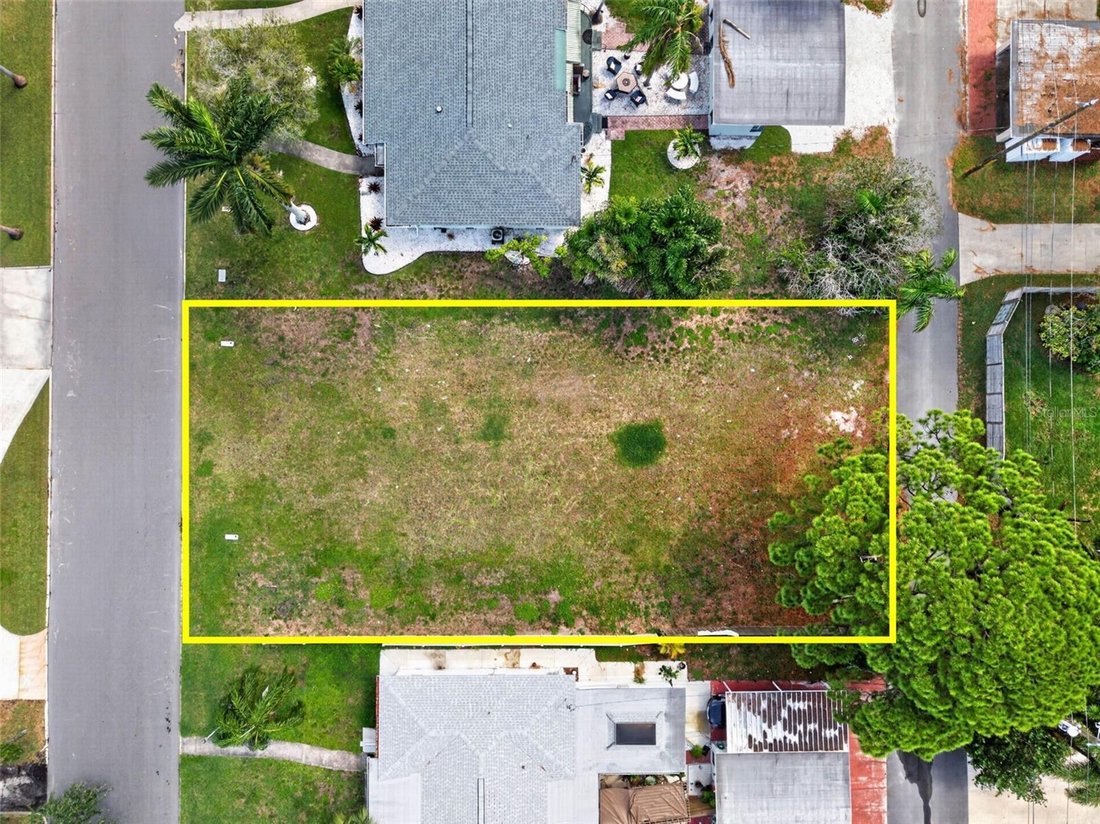 Land in St. Petersburg, Florida, United States 5 - 18486082