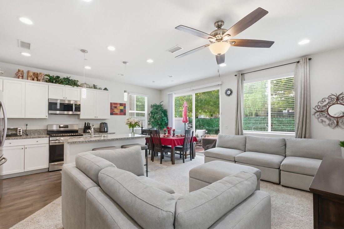 House in Canoga Park, California, United States 1 - 18484830