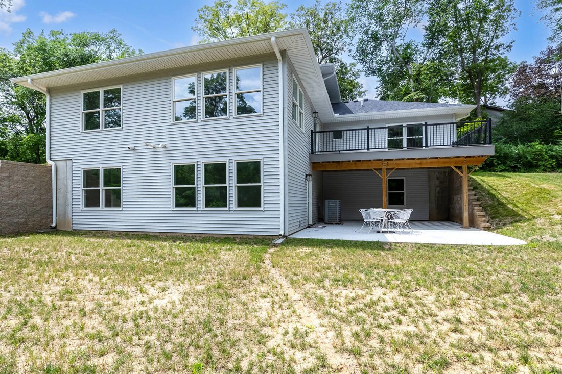 House in Geneseo, Illinois, United States 5 - 17323193