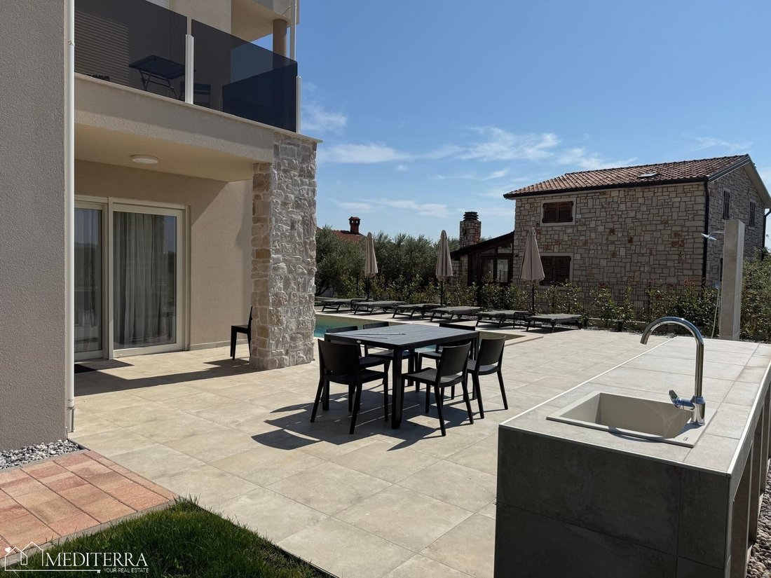Villa in Novigrad, Istria County, Croatia 5 - 18485977