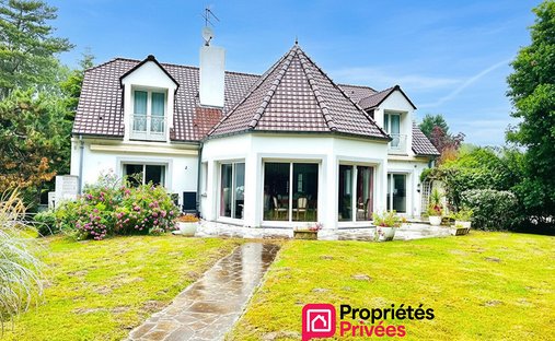 Villa in Neufchatel-Hardelot, Hauts-de-France, France 1