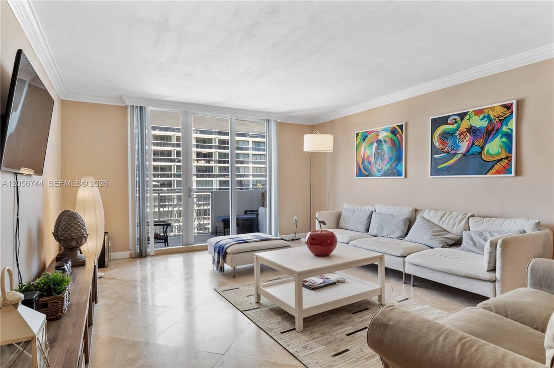 Condo in Miami Beach, Florida, United States 1 - 18486744