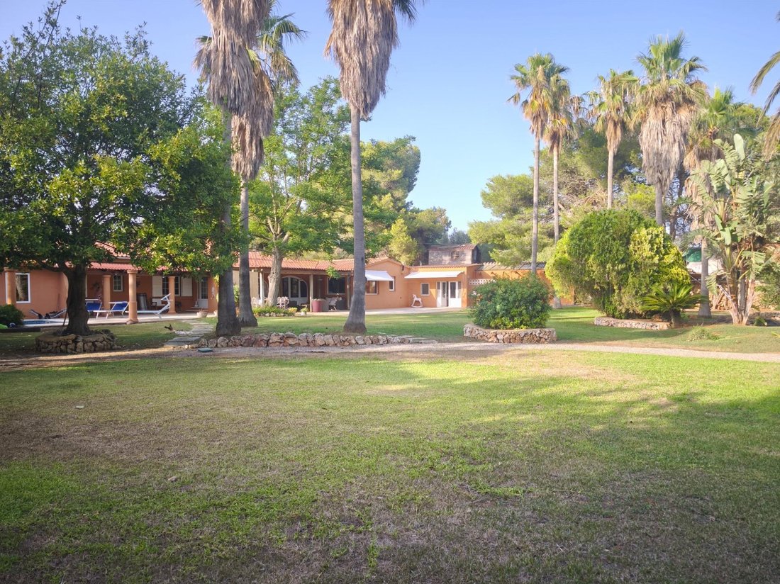 Villa in Maó / Mahón, Balearic Islands, Spain 4 - 18485859
