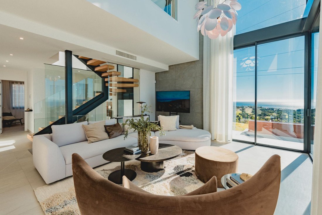 Villa in Marbella, Andalusia, Spain 3 - 16990461