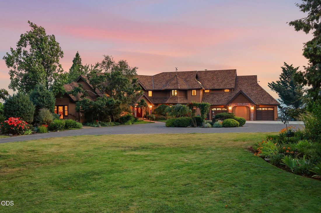 House in Ashland, Oregon, United States 4 - 18485439