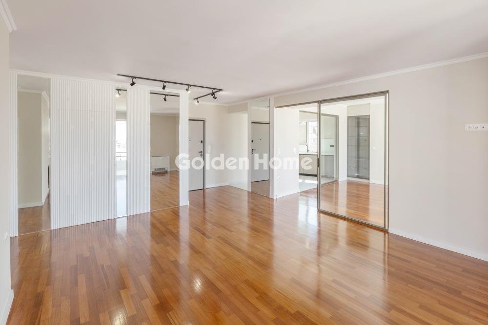 Apartment in South Athens, Attica, Greece 5 - 18484063
