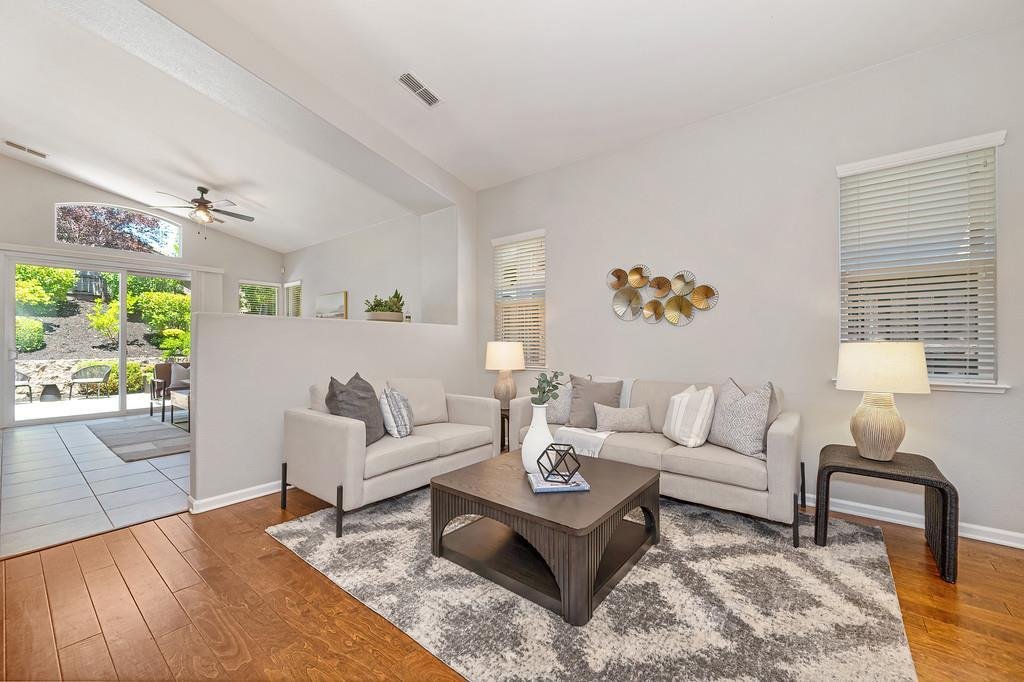 House in Folsom, California, United States 4 - 18486107