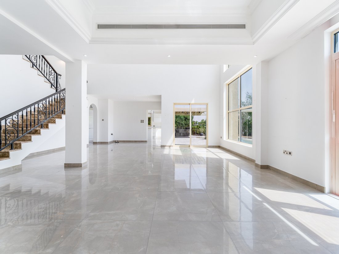 Villa in Jumeirah Islands / Juzur Jumeirah, Dubai, United Arab Emirates 5 - 18390873