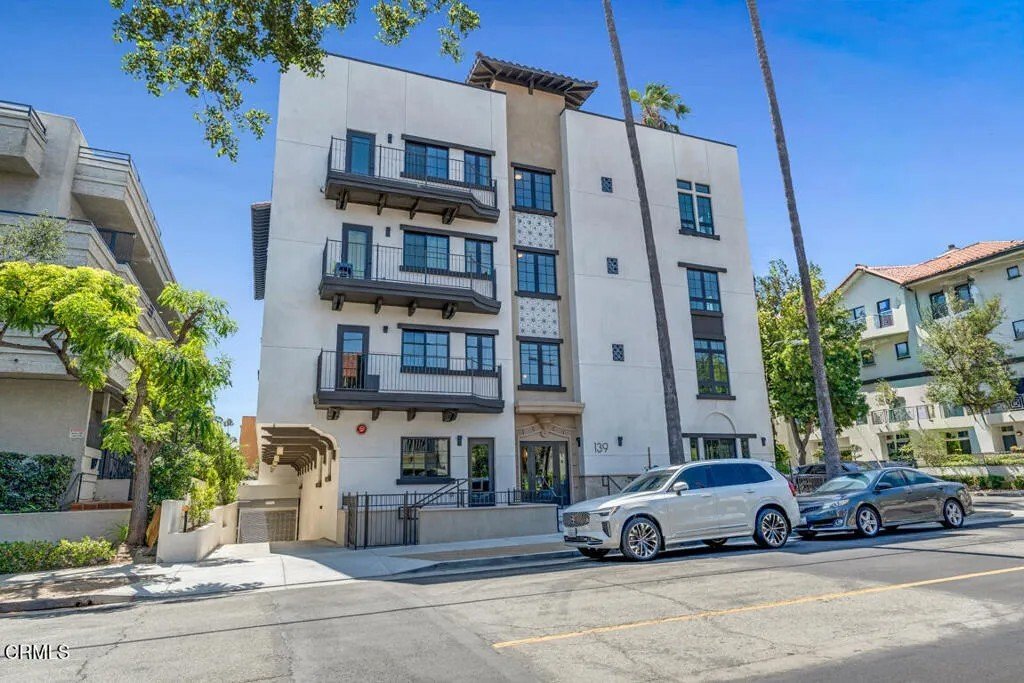 Condo in Altadena, California, United States 4 - 17975481
