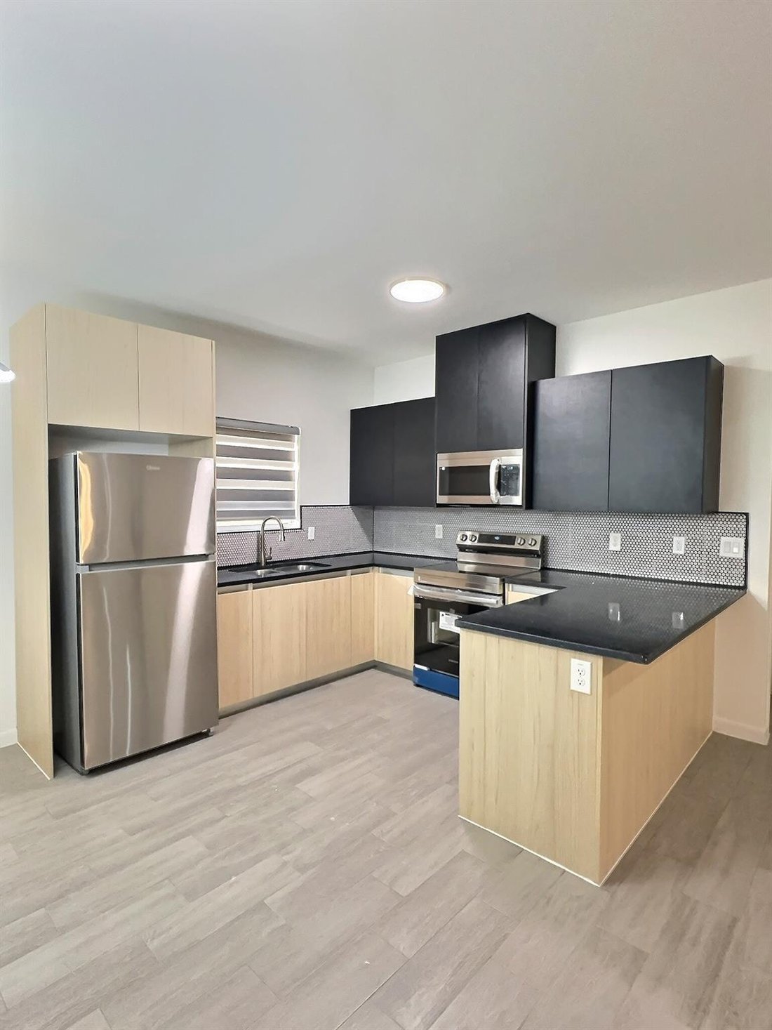 McAllen, Texas, United States 3 - 18483746