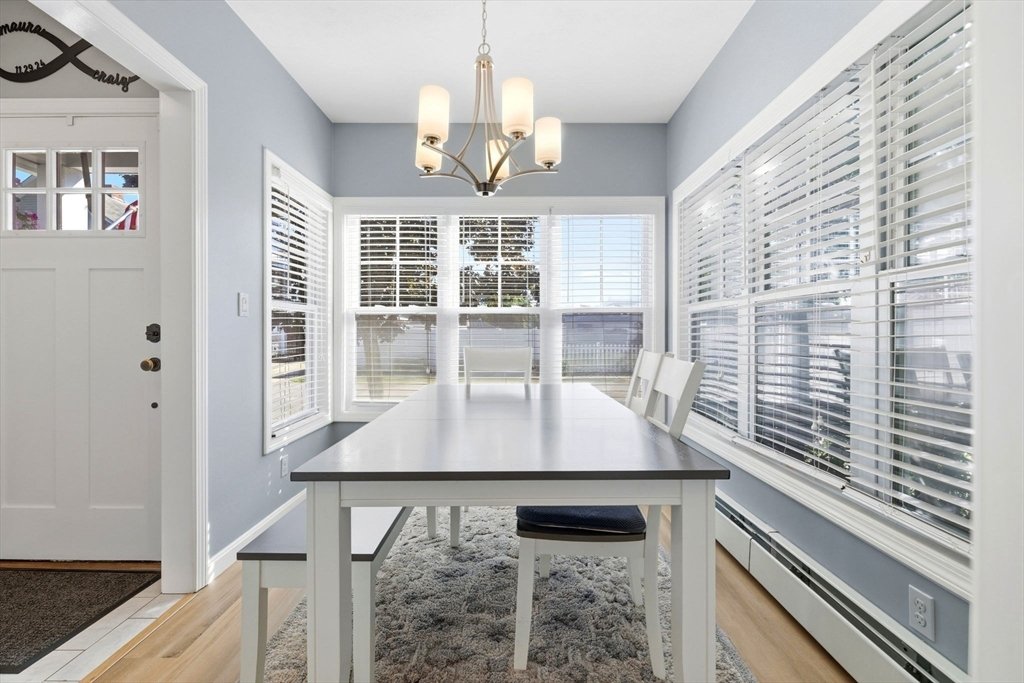 House in Peabody, Massachusetts, United States 3 - 18486698