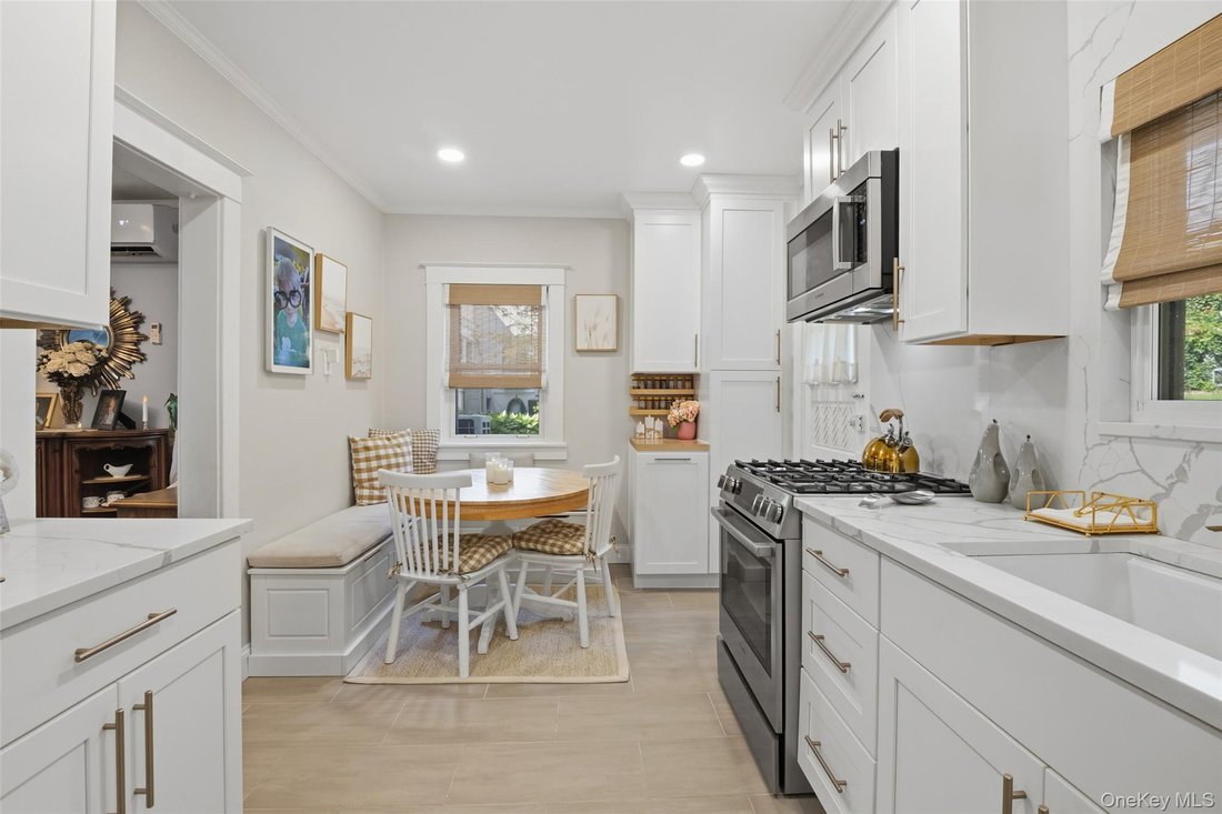 Apartment in Village of Pelham, New York, United States 3 - 18485524