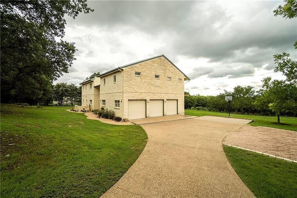 House in Austin, Texas, United States 5 - 18483503