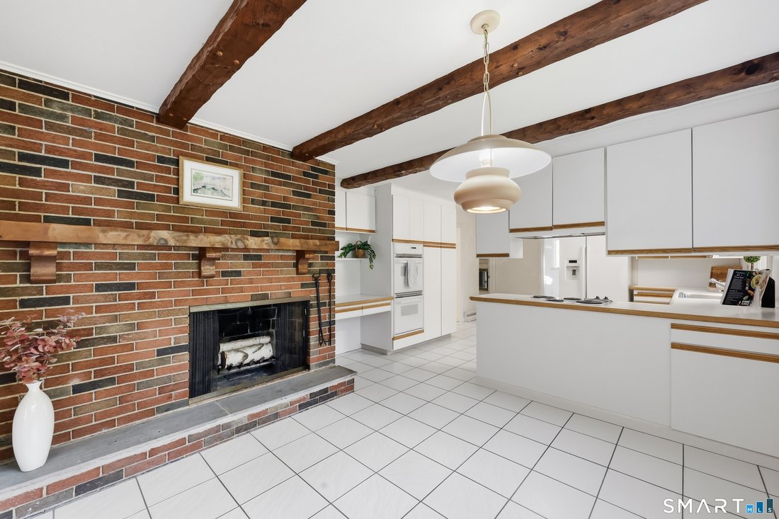 House in West Hartford, Connecticut, United States 4 - 18475363