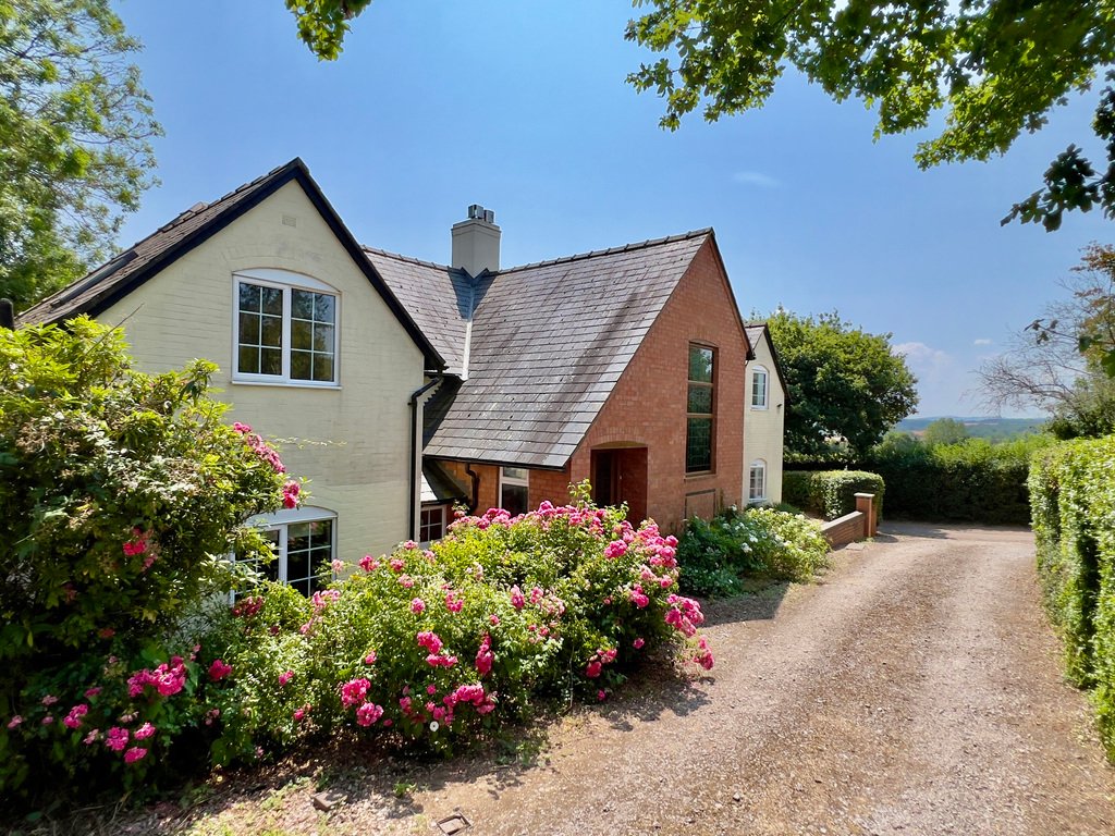 House in Somerset, England 5 - 18485664
