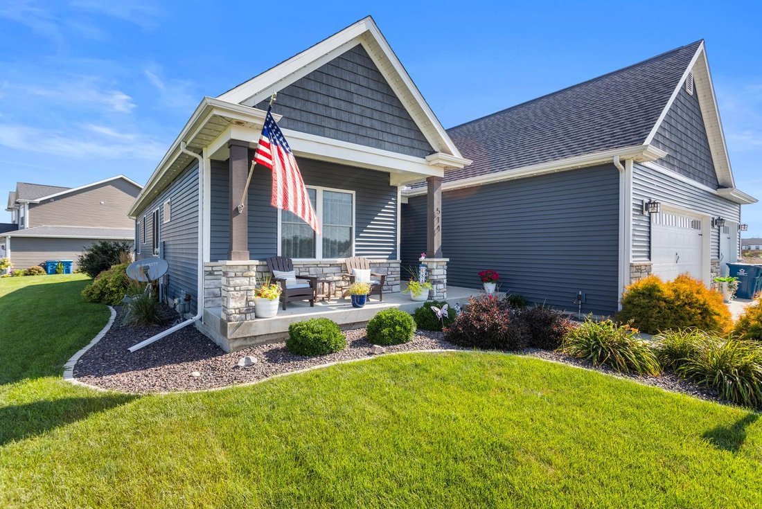 House in Monticello, Illinois, United States 3 - 18486051
