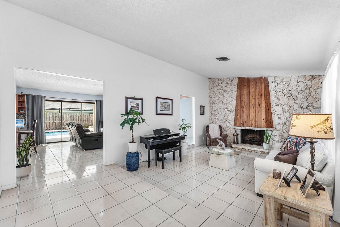 House in Coral Springs, Florida, United States 3 - 18485697