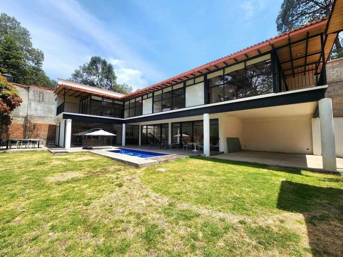 House in Valle de Bravo, State of Mexico, Mexico 1 - 18484229