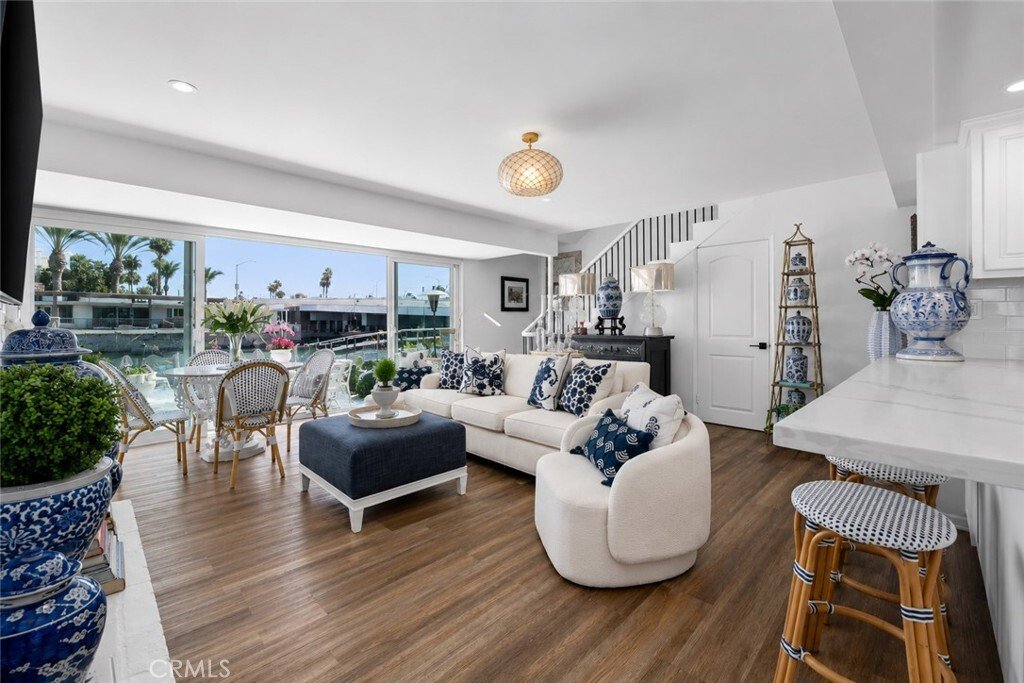 Newport Beach, California, United States 2 - 18486699