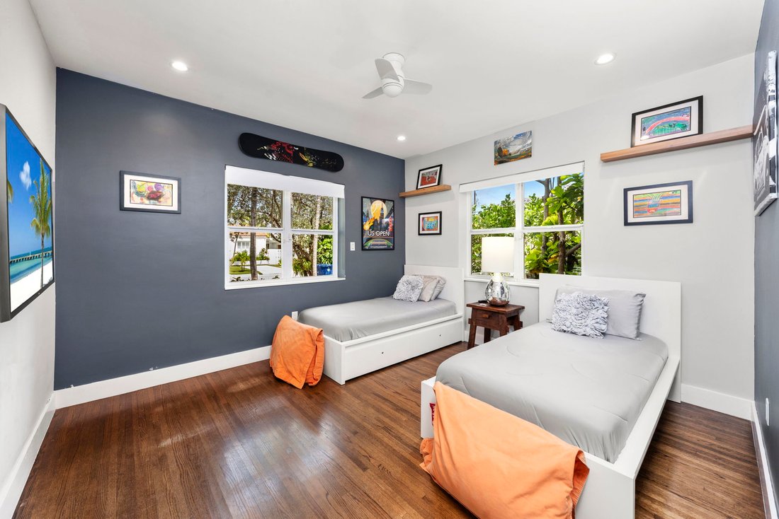House in Bal Harbour, Florida, United States 2 - 18484007